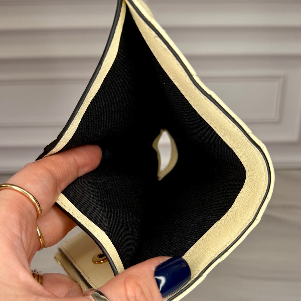 Versace Ivory Quilted Lambskin Bifold Wallet – Medusa Emblem | New in Box - Picture 7 of 9